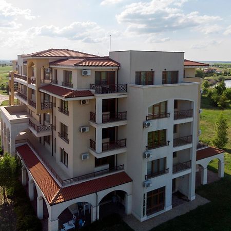 Lighthouse Luxe Estate Apart & Villas บัลชิค ภายนอก รูปภาพ